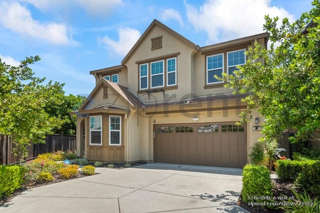 6899 Alamilla Dr in Dublin, CA - Building Photo - Building Photo
