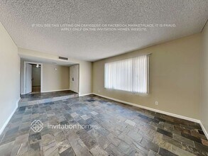 4913 W Frier Dr in Glendale, AZ - Foto de edificio - Building Photo