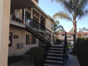 Sylvan Apartment in North Hollywood, CA - Building Photo - Building Photo