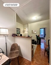306 W 21st St in New York, NY - Building Photo - Building Photo