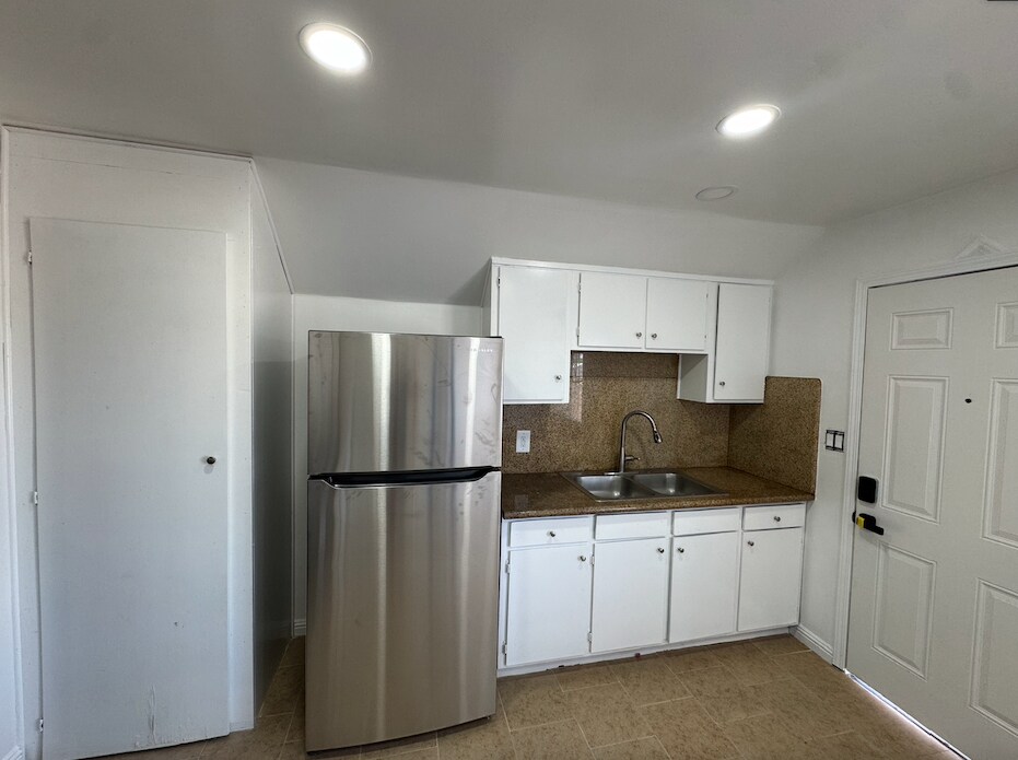 1031 W 91st St in Los Angeles, CA - Building Photo