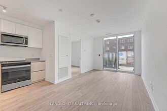 11 Maryport Ave in Toronto, ON - Building Photo - Building Photo