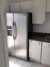 1400 SW 27th Ave-Unit -403 in Miami, FL - Building Photo - Building Photo
