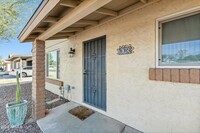 113 E Duke Dr, Unit 110 in Tempe, AZ - Building Photo - Building Photo