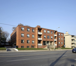 894 Eglinton Ave E in Toronto, ON - Building Photo - Building Photo