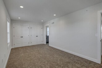 981 Old Elizabethtown Rd in Elizabethtown, PA - Building Photo - Building Photo