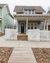 954 S College Ave in Fayetteville, AR - Building Photo