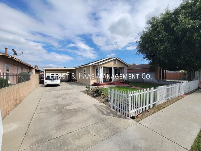 property at 15334 Orizaba Ave