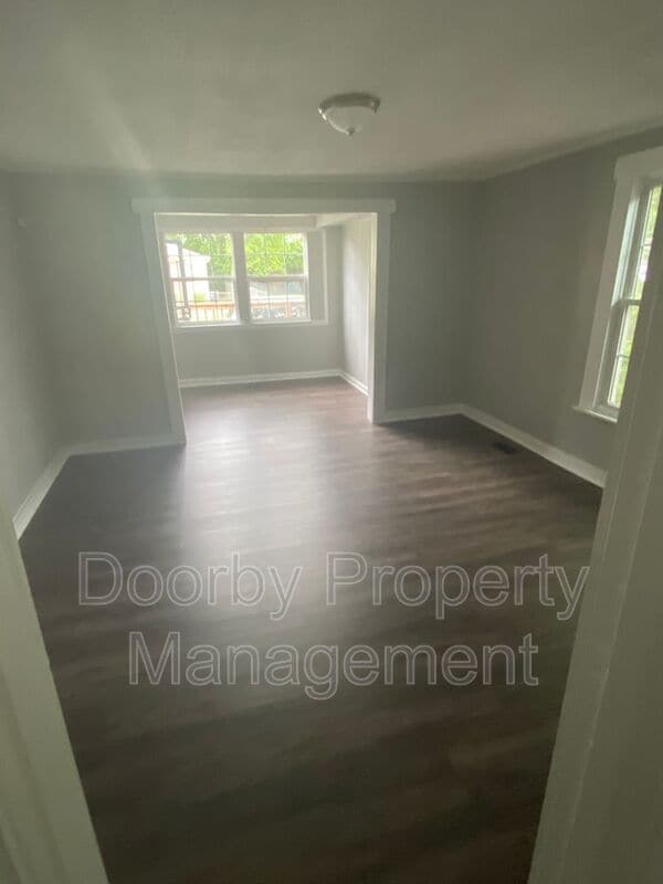2700 N Orchard Knob Ave in Chattanooga, TN - Building Photo - Building Photo