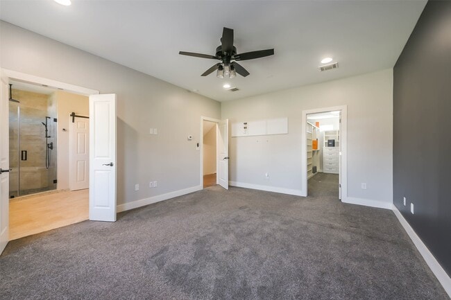 property at 2422 Hadley St