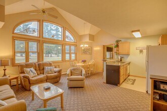 4 Jack O'Lantern Dr in Woodstock, NH - Building Photo - Building Photo