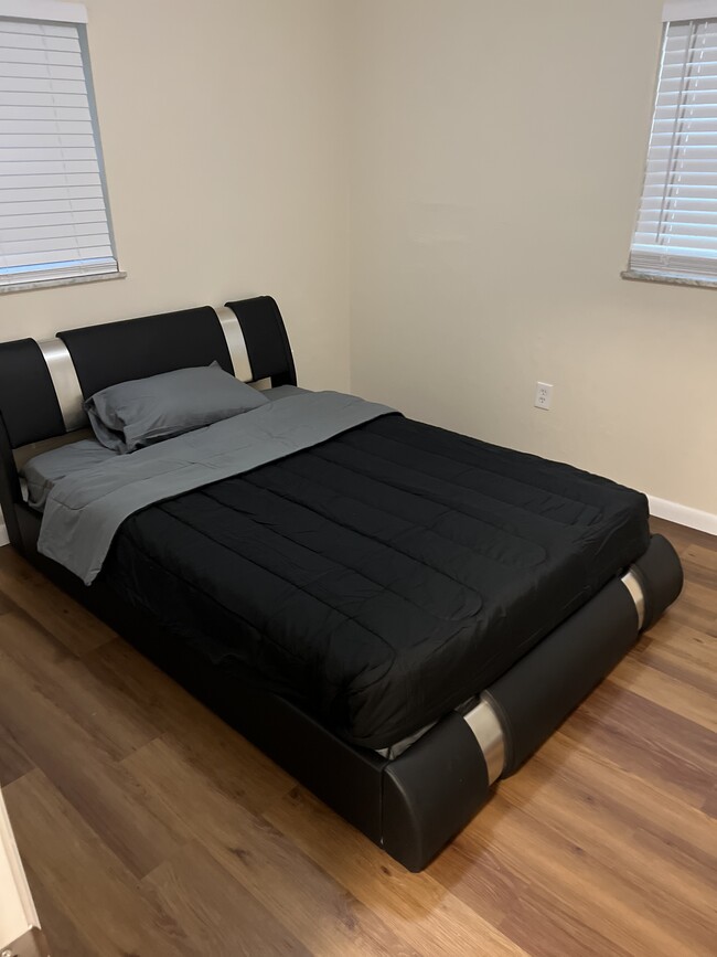 property at 2902 Oleander Blvd