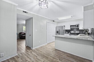 715 Pine Dr in Surfside Beach, SC - Building Photo - Building Photo