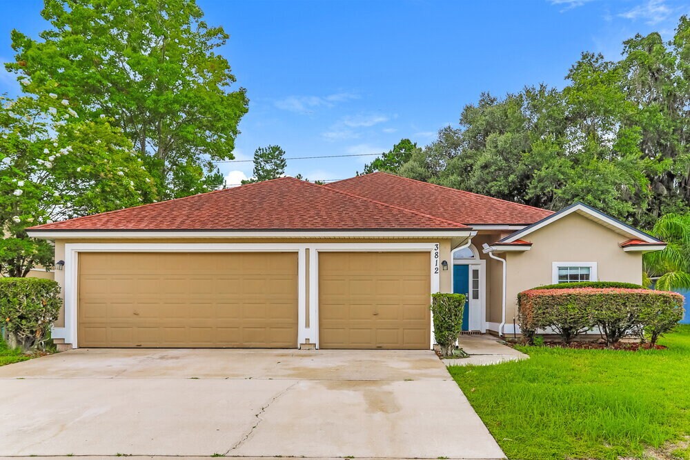 3812 Juliet Leia Cir W in Jacksonville, FL - Building Photo