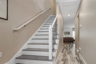 5417 Texas St in Houston, TX - Building Photo - Building Photo