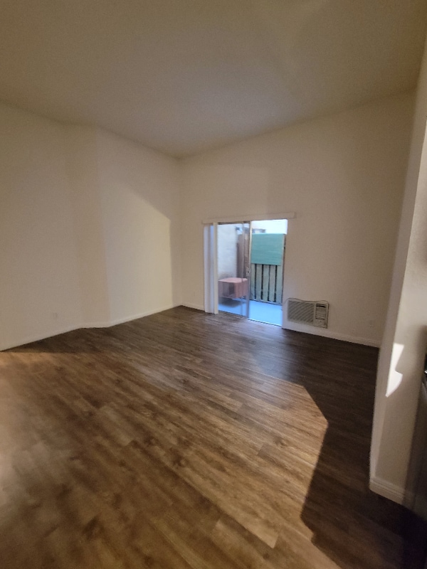 4124 N Eagle Rock Blvd in Los Angeles, CA - Foto de edificio - Building Photo