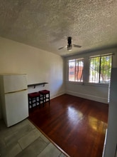1114 Poinsettia Dr in West Hollywood, CA - Building Photo - Building Photo