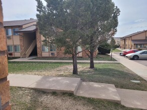 Pinon Manor Apartments in Castle Rock, CO - Building Photo - Building Photo