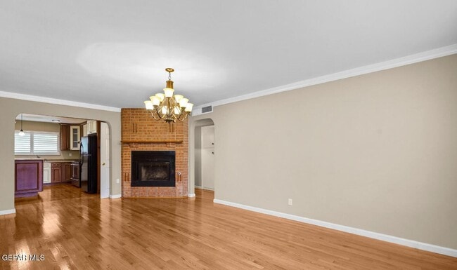 8398 Beverly Pl in El Paso, TX - Building Photo - Building Photo