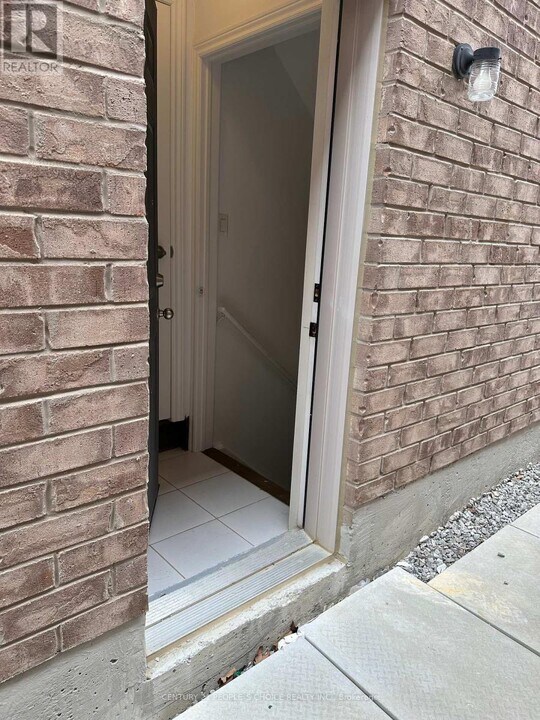 206 Fruitvale Cir in Brampton, ON - Building Photo