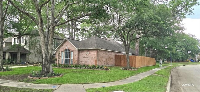 7602 Melody Cir in Houston, TX - Building Photo - Building Photo