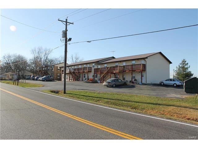 1507 N Commercial Ave in St. Clair, MO - Building Photo - Building Photo