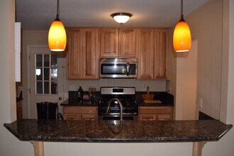 1898 D St in South Lake Tahoe, CA - Building Photo - Building Photo