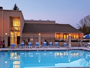 Scandia Apartments in Indianapolis, IN - Foto de edificio - Building Photo