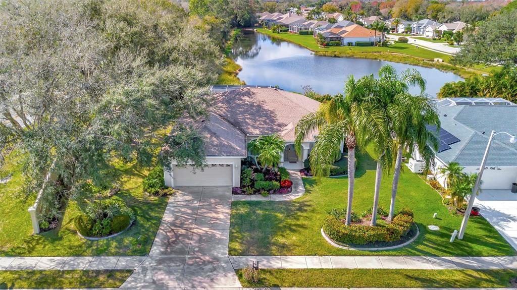 6738 Peach Tree Creek Rd in Bradenton, FL - Building Photo