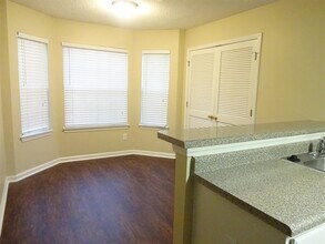 380 Cascade Rise Ct SW in Atlanta, GA - Building Photo - Building Photo
