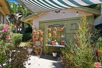 1246 N Genesee Ave in West Hollywood, CA - Building Photo - Building Photo