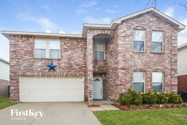 property at 5505 Camarillo Dr