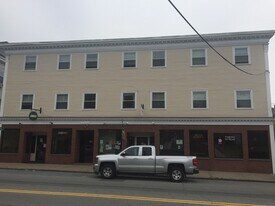 34 Central St, Unit #2 in Ipswich, MA - Building Photo