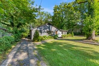 2874 Grand Ave SW in Atlanta, GA - Building Photo - Building Photo