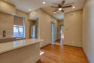 702 State Ave in Cincinnati, OH - Foto de edificio - Building Photo