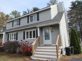 3 Mills Farm Cir in Derry, NH - Building Photo