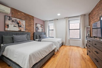 283 Pleasant Ave in New York, NY - Building Photo - Building Photo