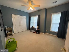 43326 Columbus St in Ashburn, VA - Building Photo - Building Photo