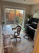 2627 NW 56th St in Seattle, WA - Building Photo - Building Photo