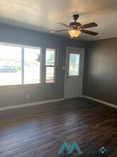 142 S Indio Ave in Portales, NM - Building Photo - Building Photo