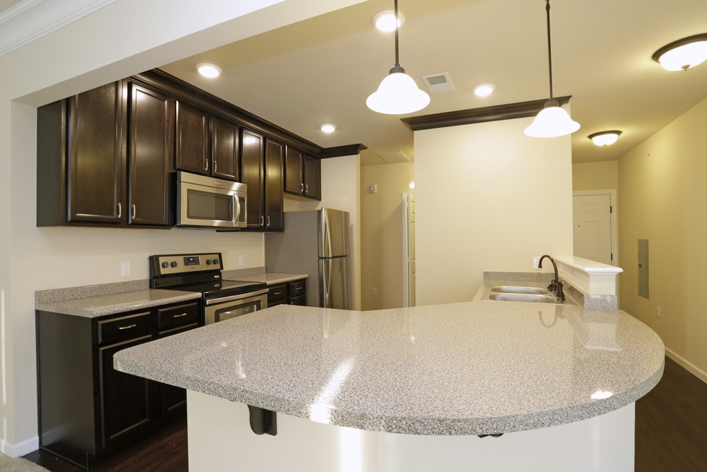 Bright Oaks Apartments in Oakdale, PA