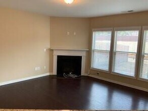 1335 Hampton Oaks Dr in Alpharetta, GA - Building Photo - Building Photo