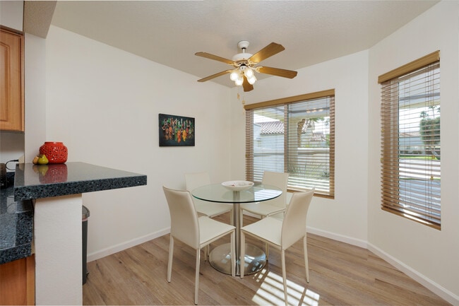 156 Falls Ct in Palm Desert, CA - Building Photo - Building Photo