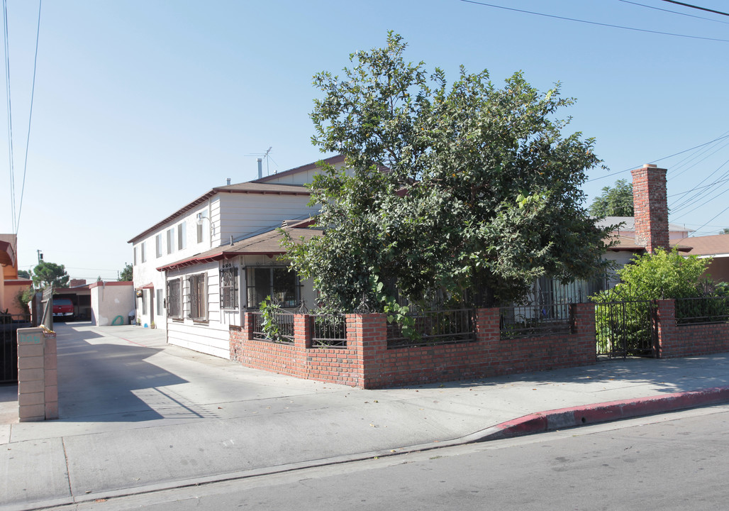 3928 Walnut St in Cudahy, CA - Building Photo