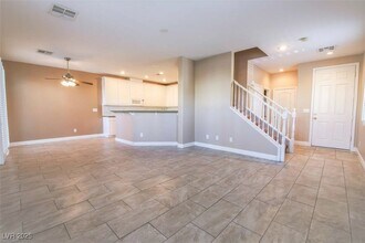 9120 Ripple Ridge Ave in Las Vegas, NV - Building Photo - Building Photo
