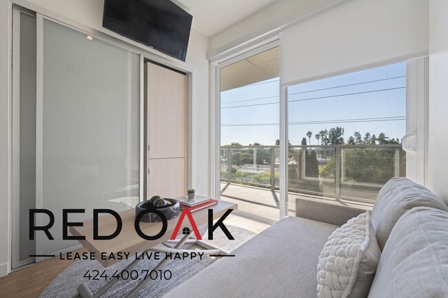 5875 Interceptor St in Los Angeles, CA - Building Photo - Building Photo