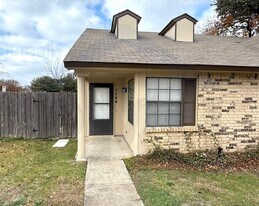 7169 Sorcey Rd in Dallas, TX - Building Photo