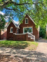 15366 Snowden St in Detroit, MI - Building Photo