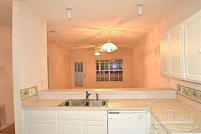 5880 Spanish Trail in Pensacola, FL - Building Photo - Building Photo