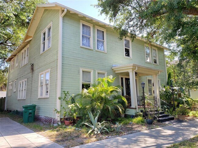 606 W Azeele St in Tampa, FL - Building Photo - Building Photo